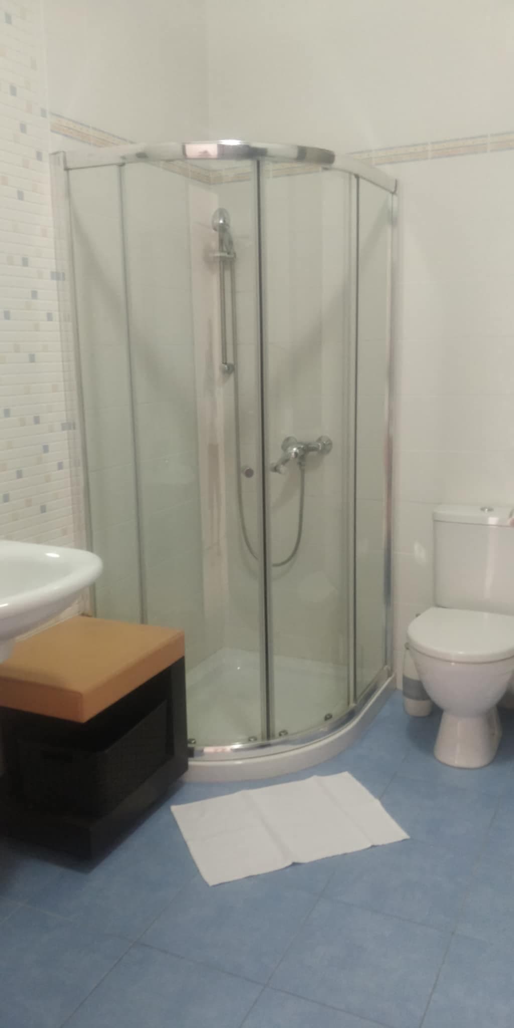 Cosy Central Apartment - Image 3