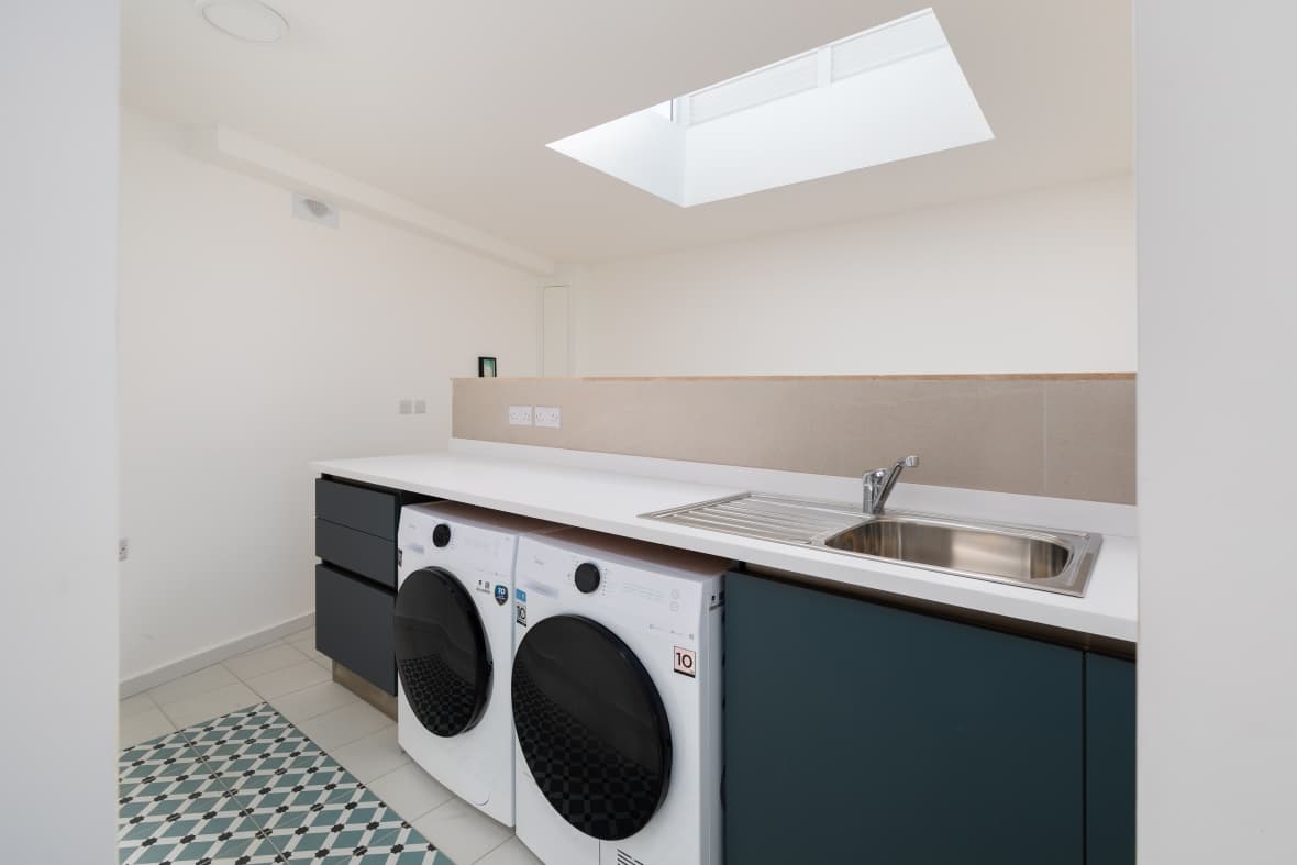 Naxxar House of Character with Pool & Garage - Image 17