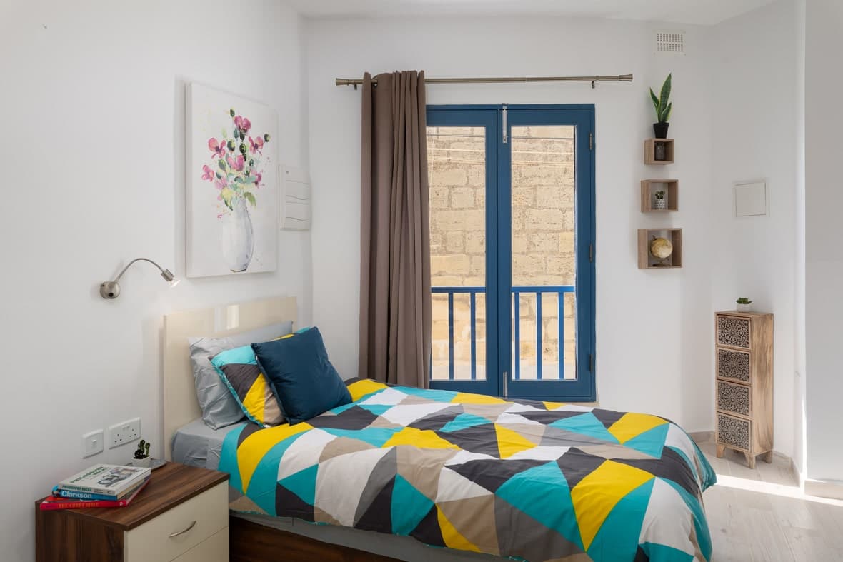 Qormi 3-bedroom Townhouse - Image 7