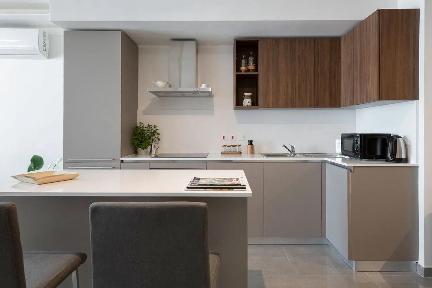 Designer Finished Apartment - Image 6