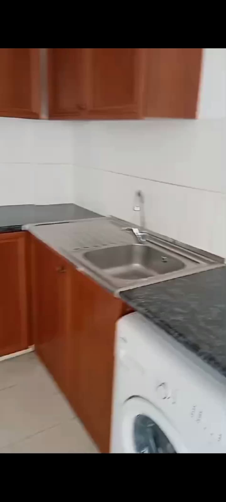 Spacious and fully furnished studio apartment available in Sliema - Image 7